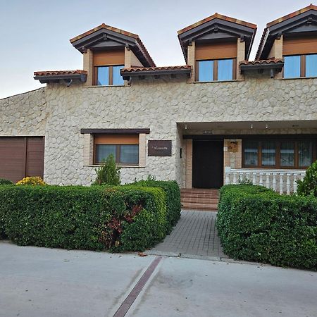 San Bernardo  Casa Rural Entrevinas מראה חיצוני תמונה